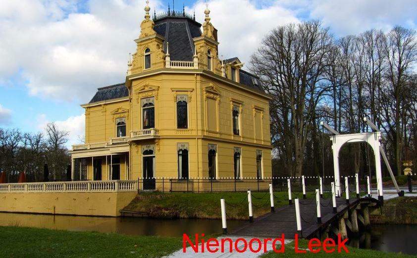 De Riekhoff Een-West Exterior foto